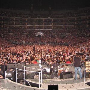 U2_-_Los_Angeles_4-6-05_092