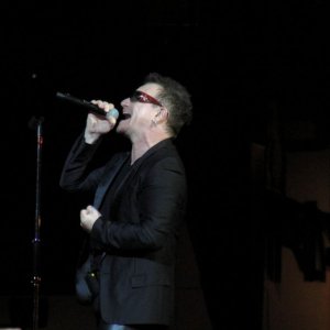 133_Bono_MOS_Anaheim_6-18-2011_cpenyak_4