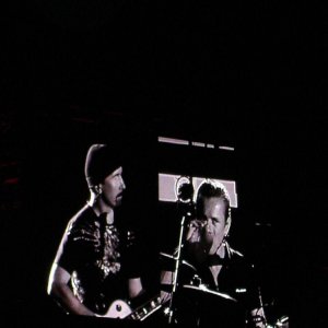 U2_Ullevi_29_juli_2005_Larry_mullesaft_083