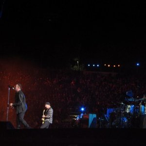 091025_U2360_Rose_Bowl_395