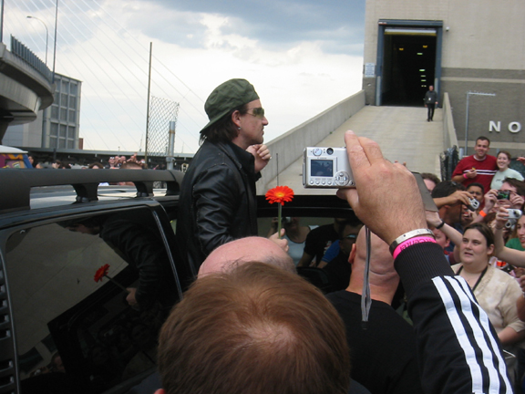 Bono at FleetCenter