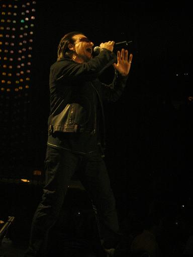 Sing it Bono!