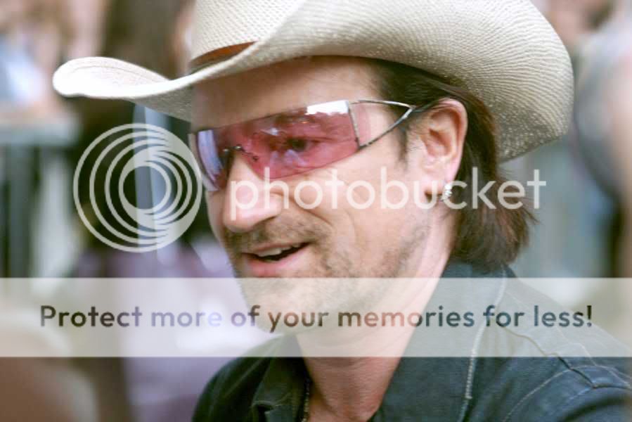 Bono_cowboyhat.jpg