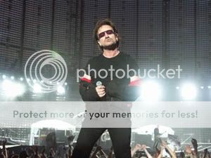 U2-UlleviGteborg050729bono.jpg