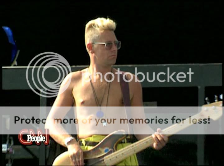 u2adamshirtless.jpg