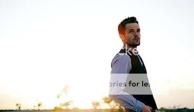 Brandon-Flowers-2010---01.jpg