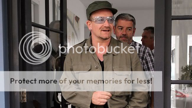 954396-bono.jpg