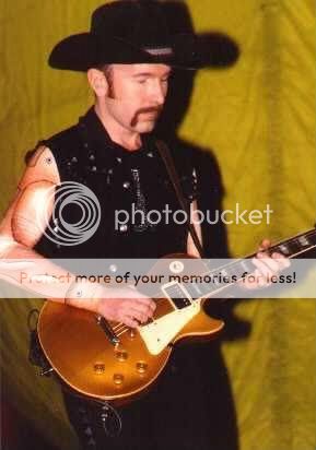 gibson-les_paul-goldtop-popmart-1.jpg