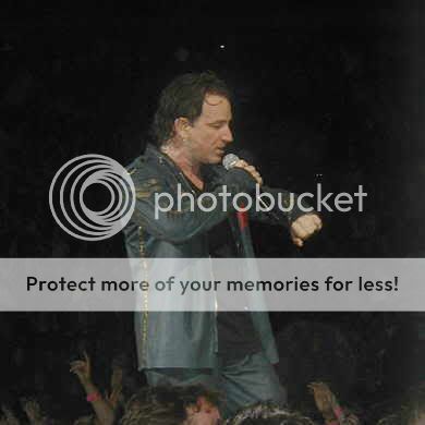 20010713-bono5.jpg