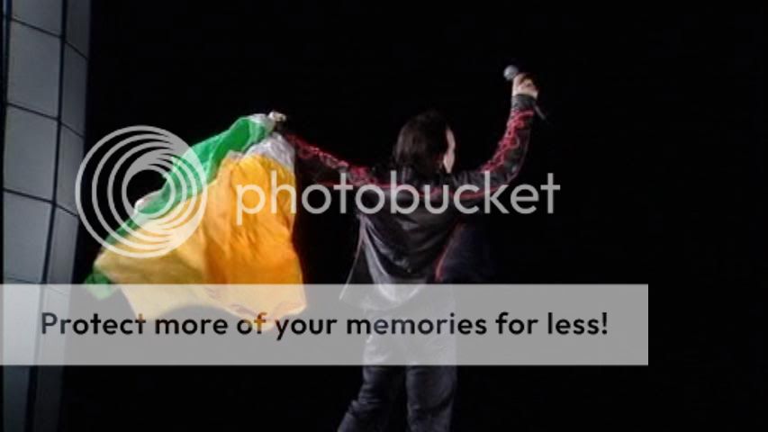 capture-BONO-IRISHFLAG.jpg