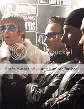 U2oasis0702_G.jpg