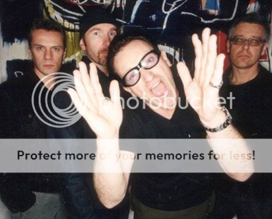 u2postpopbonohands.jpg