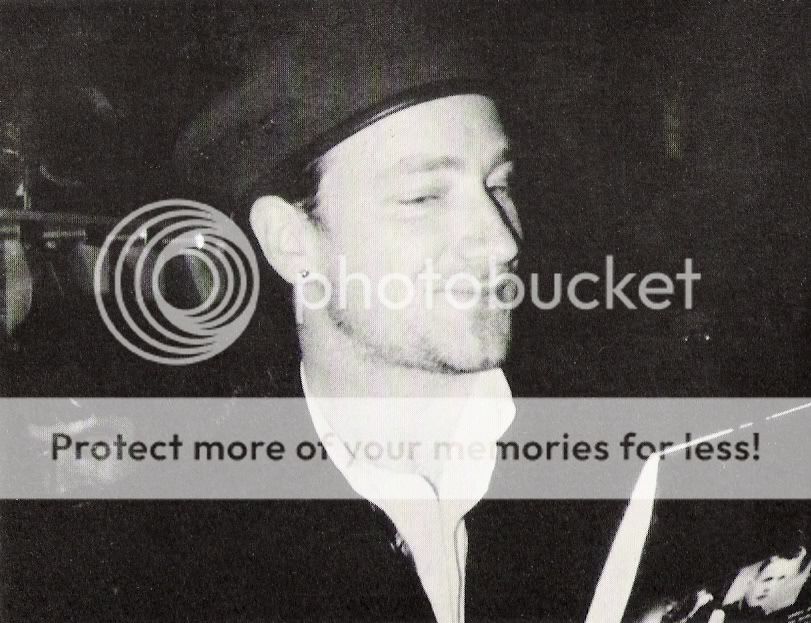 HMVrecordsDublin10-9-1988bono.jpg~original