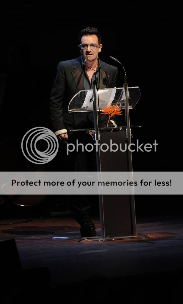 Bono11-28-11AmsterdamPrinceBernhardCultureFundAwards18.jpg