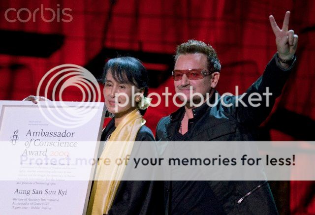 AmbassadorofConscienceAwardBordGaisEnergytheatreDublinIreland6-18-2012BonoAungSanSuuKyi25.jpg