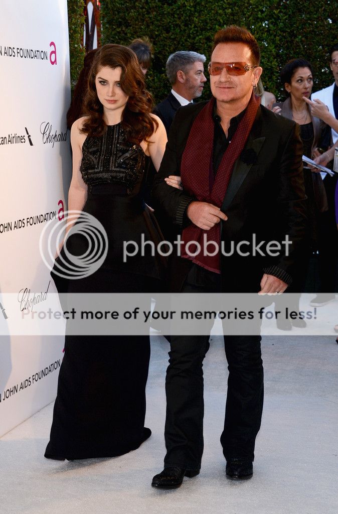 Bono21stAnnualEltonJohnAIDSFoundationWHollywoodCA2-24-201358.jpg