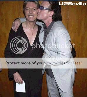 bonodavidbowiekiss.jpg