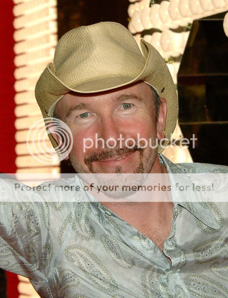 edgecowboyhatsmileGrandeprixcloseup.jpg