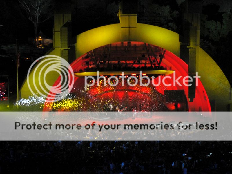 ADecadeofDifference10-15-2011HollywoodBowl1.jpg