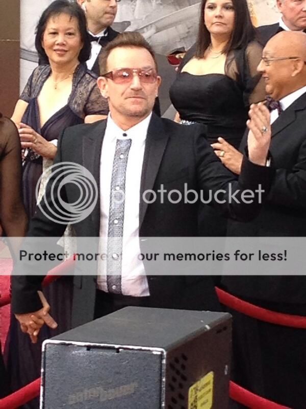 Bono86thAnnualAcademyAwardsArrivals3-2-201410.jpg~original