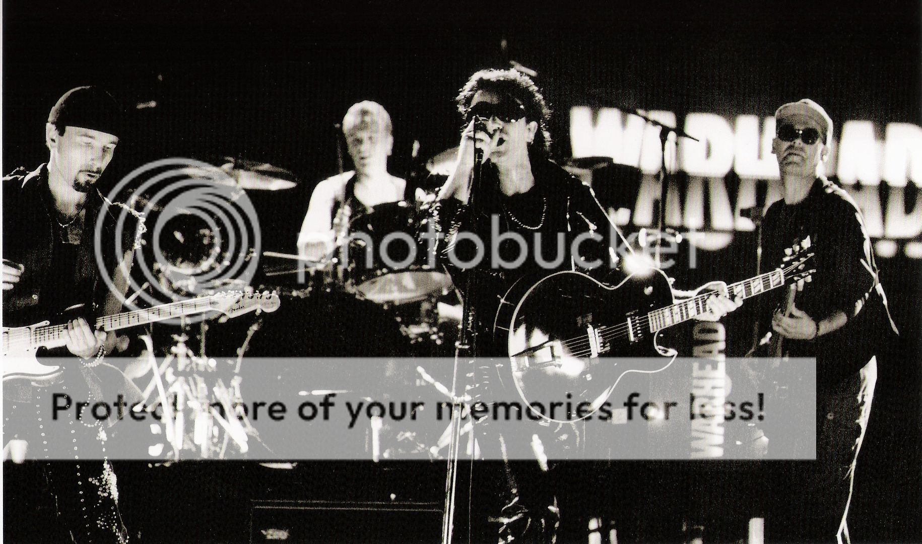 U2swedenjune1992GothenburgmaybeACed.jpg