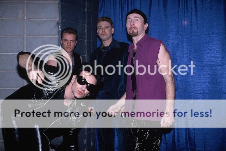 u2bonoflysmokkinleandown.jpg~original