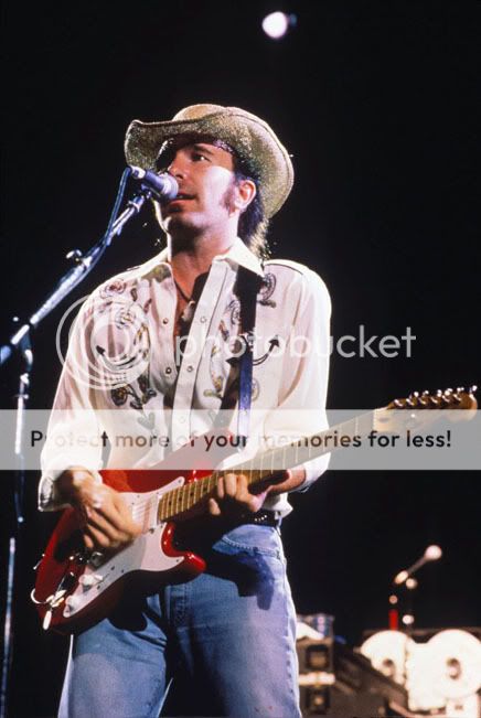 fen-clapton-strat-1989-red-love_town-2.jpg