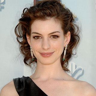 11_annehathaway_lgl.jpg