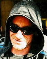 Bono00-vi.jpg