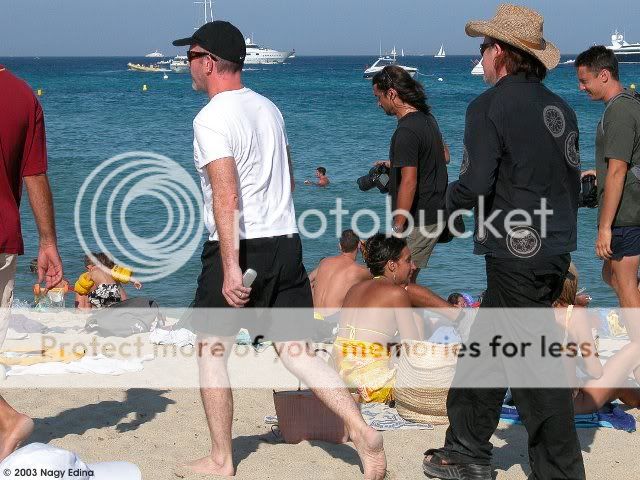 Bono_Edge_beach_5.jpg