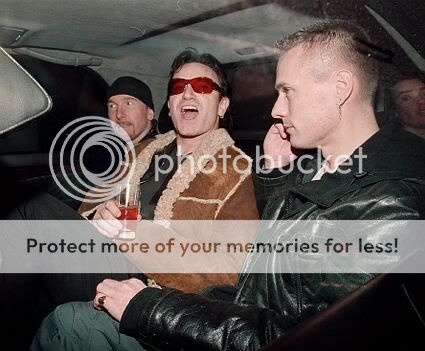 Edge_Bono_Larry_MTV_Europe_awards.jpg