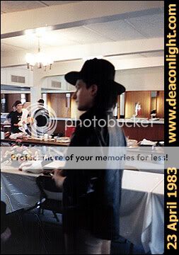 Bono1983backstage.jpg