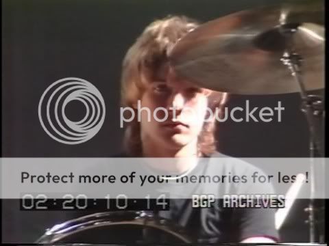 youngdrummer.jpg