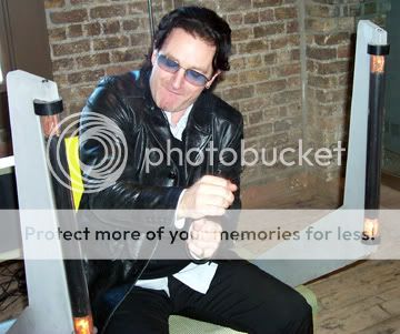 Chair-Bono-LR.jpg