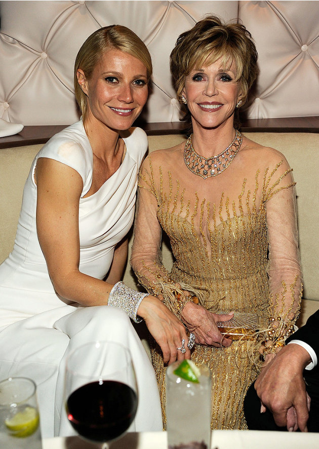 Paltrow-Fonda-OscarPArty022612-jpg_161023.jpg