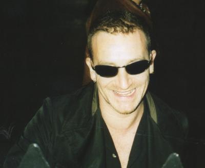 bono384.jpg