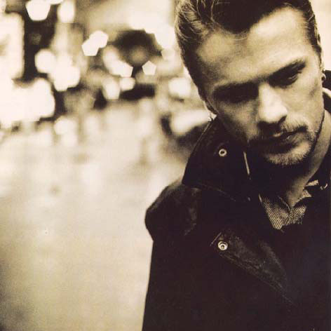 larry-mullen-jr.jpg