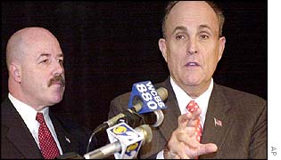 _38327059_021010giuliani300.jpg