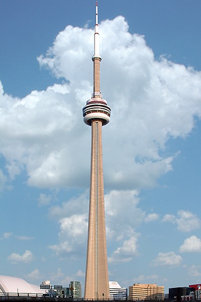 399px-Toronto%27s_CN_Tower.jpg