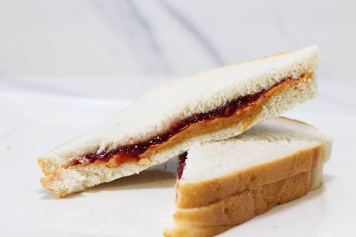 peanutbutter-and-jelly-sandwich.jpg