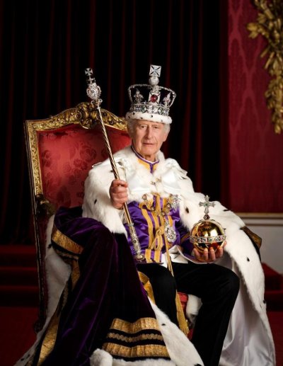 King-Charles-III-Appears-in-1st-Official-Portrait-Since-Coronation-Sends-Heartfelt-Thanks-to-Sup.jpg