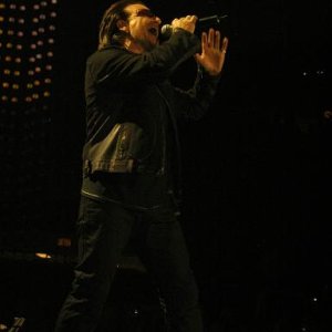 Sing it Bono!
