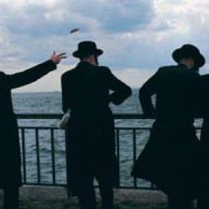 performing Tashlich on the Promenade, Rosh Hashanah