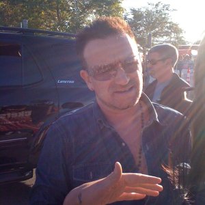 Meeting_Bono_1_Sam_Boyd_10_23_09