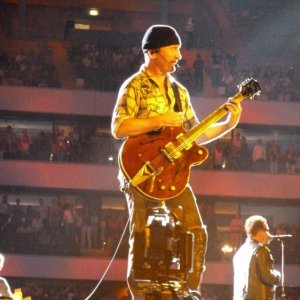 Edge during Magnificent with his Gretsch