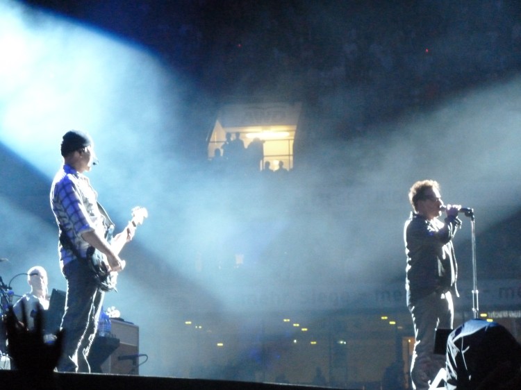 Bono introducing the band