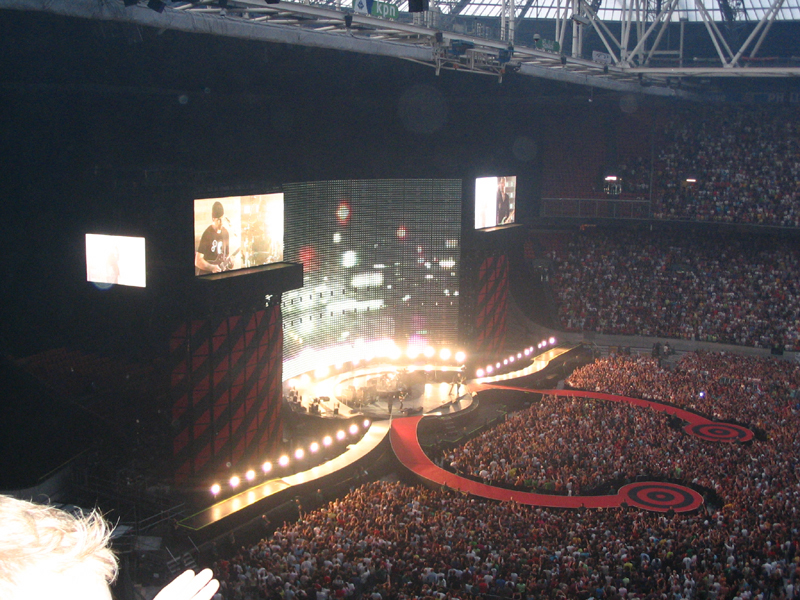 U2_arena_12