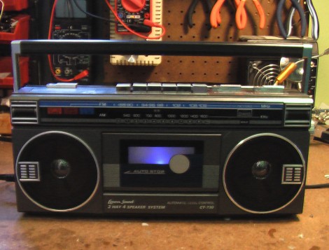 bluetooth-boombox-e1275318461994.jpg