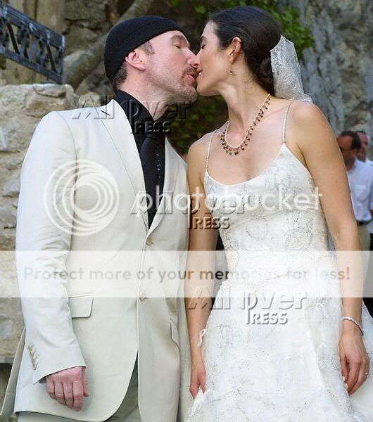 EdgeMorleighweddingkiss.jpg