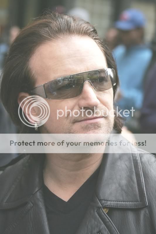 Bono71.jpg